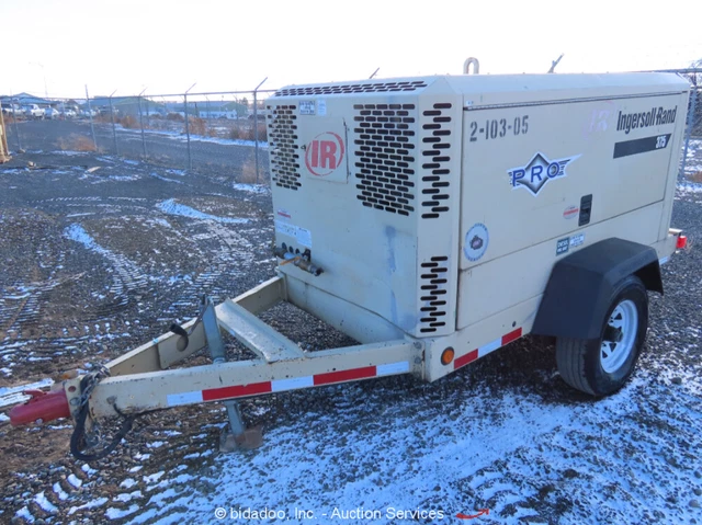 2005 Ingersoll Rand XP375WIR S A 375 CFM Towable Air Compressor Diesel