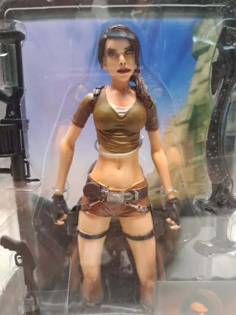 LARA CROFT TOMB RAIDER NECA Select Series 1 Action Figure