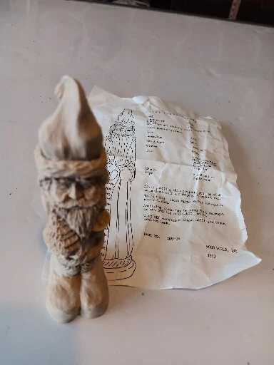 "Nuevo de lote antiguo gnomo cerámica navideña sin pintar pintable como SANTA 1992 Mundo de madera 6"