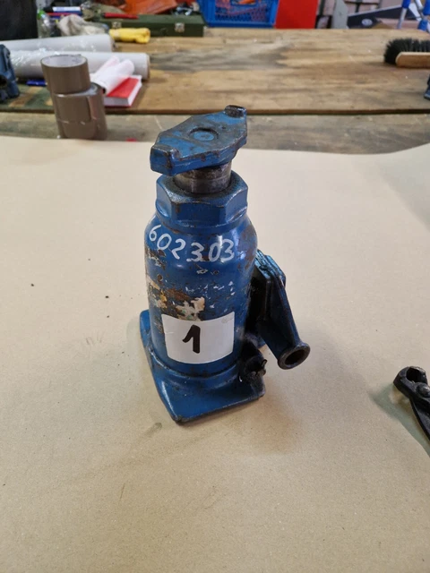 30 Tonnen Hydraulik Wagenheber – TÜV-GS, Blau, Mindesthöhe 285 Mm, Max. 465 Mm