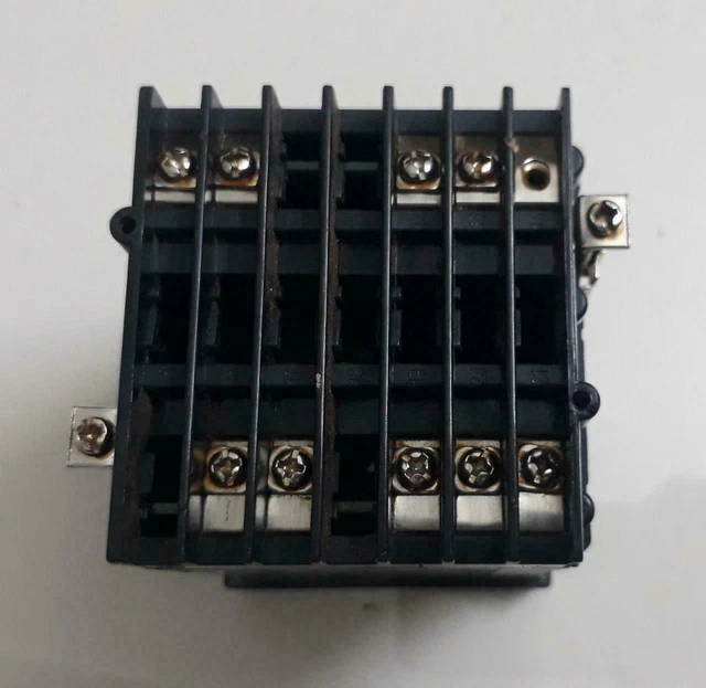 REX-C700 Digital Temperature Controller C700FK07-M*AN 0-1300C 220VAC 50/60HZ 2