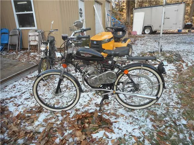 1999 Whizzer Motor Bike