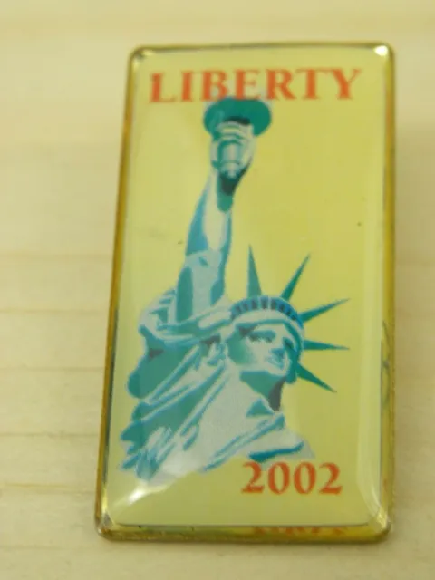Statue of Liberty Stamp Pin 2002 Postal Service Postage Mail Hat Lapel