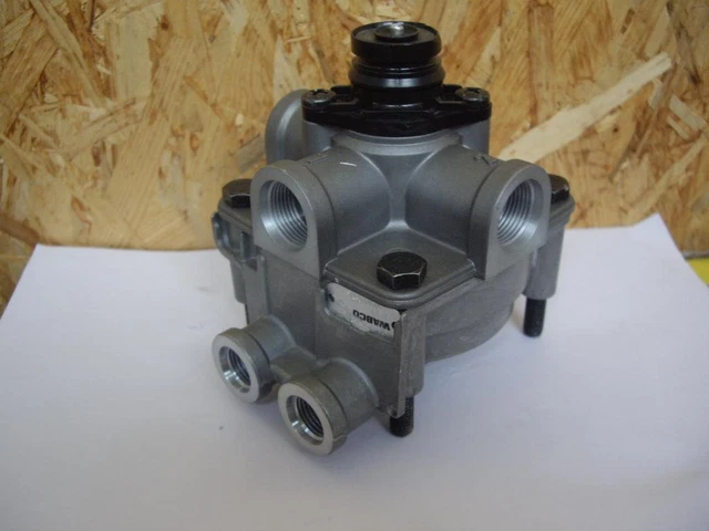 Relay valve Wabco 973 011 250 0 /#G 6B2 0629
