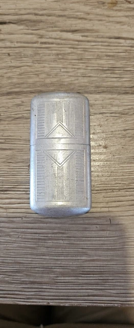 Briquet à Essence Sofalux Vintage 1940 – Aluminium Doré Gravé, Ancien France