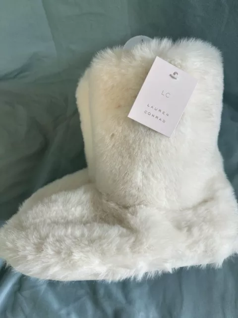 Lauren Conrad Super Soft Faux Fur Slippers Booties Women’s Size Small (6-7) NWT