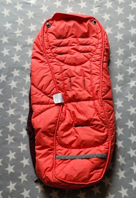 Mamas and Papas kaltes Wetter gemütliche Fußmuff in rot lila Vlies Ocarro Sola 9