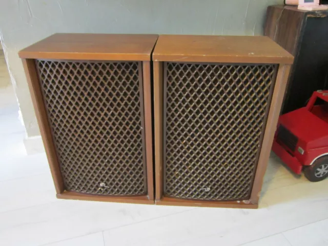 VINTAGE SANSUI SP 1200 WALNUT WOOD Speaker pair 141.04