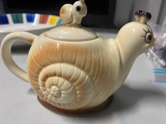 Snail Tea Pot Made in Japan