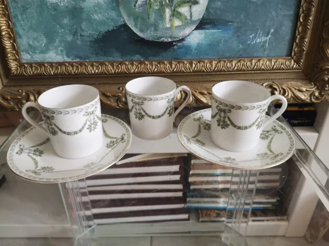 3 Tasses En Porcelaine Fine /Délicate /Ancienne