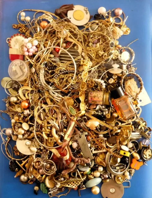 LOT Bijoux DIVERS Anciens Rétro A réparer Recycler Récupération Ancient JEWELRY