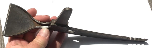 Piolet Ancien Simond Chamonix – France – Alpinisme Vintage – Ice Axe