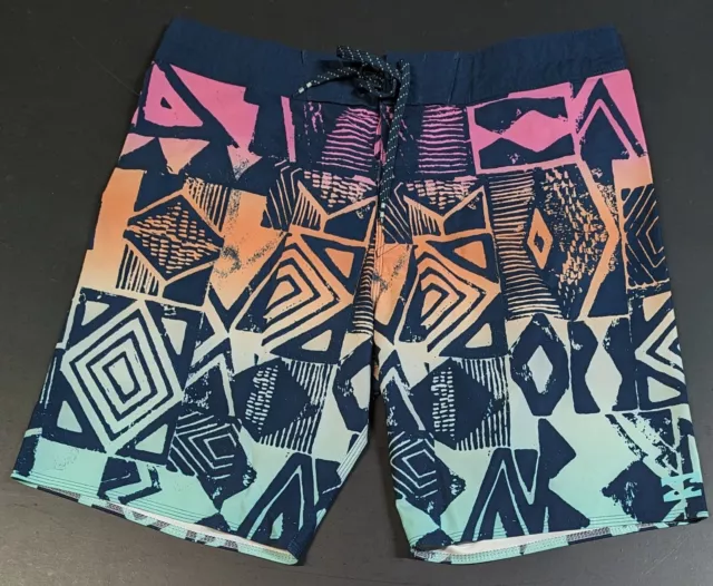 NEW BILLABONG Men's 32 AIRLITE Sundays Native Stretch Board-shorts Swim Trunks