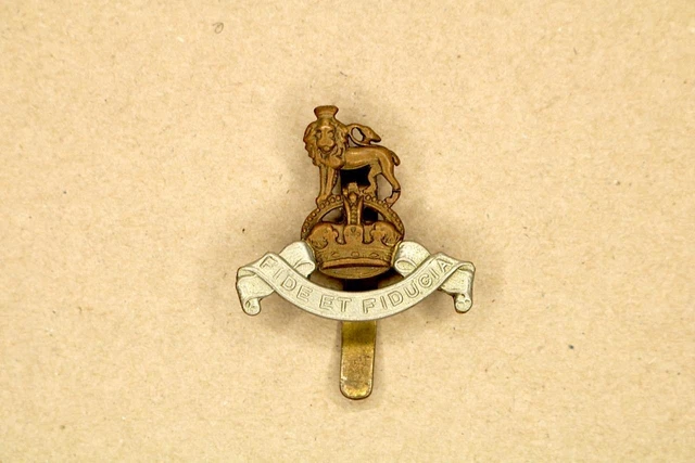 WW2 ROYAL ARMY Pay Corps British Military Brass Cap Badge Original £12. ...