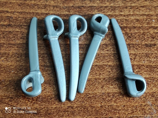 Lot De 5 épées Playmobil Grises - Pour Ninjas, Pirates, Samouraïs - Pièces D'occasion