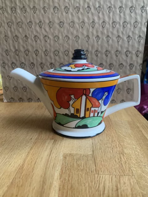 Sadlers  Tea Pot Art Deco Clarice Cliff Inspired. From Past Times