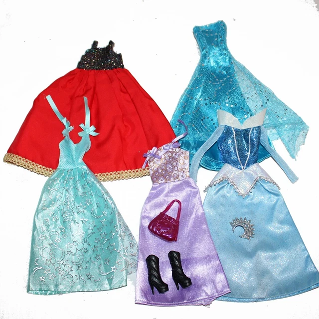 LOT DE 5 robes de princesses cendrillon Barbie Mattel vintage EUR 15,00