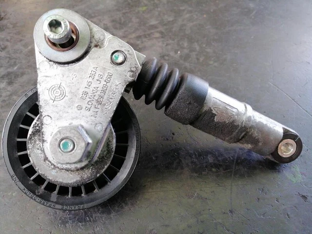 038145283A galet tendeur pour AUDI A4 1.9 TDI 2000 4808094