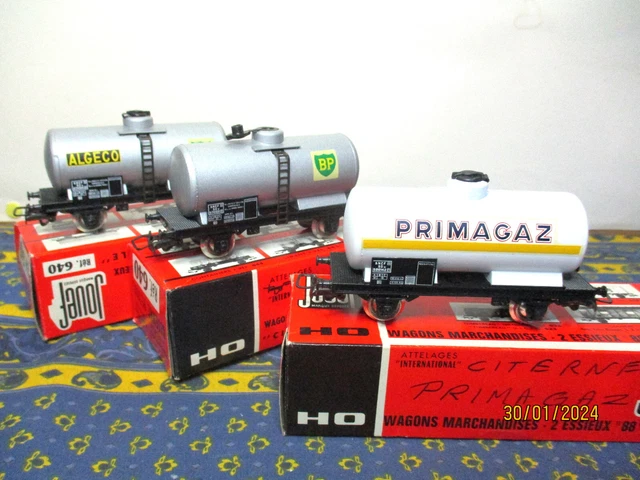 Lot De 4 Wagons Citernes HO - Occasion Pour Modélisme Ferroviaire