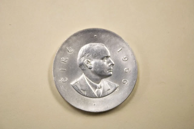 1966 Irlanda 10 Schilling About Fior di Conio