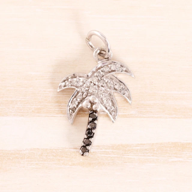 14K White Gold & 0.15 Cttw Black / White Diamond Palm Tree Charm / Pendant 1.1G 14K White Gold & 0.15 Cttw Black / White Diamond Palm Tree Charm / Pendant 1.1G