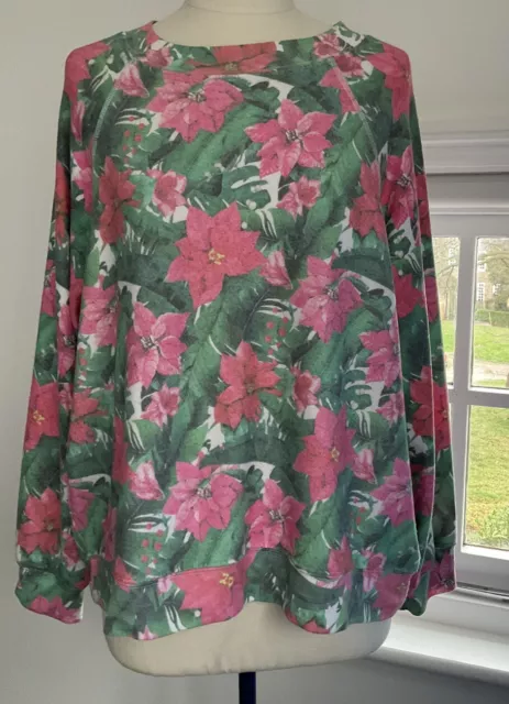 WILDFOX Oversized Floral Super Soft Sweater/Sweatshirt Size S Chest 48”