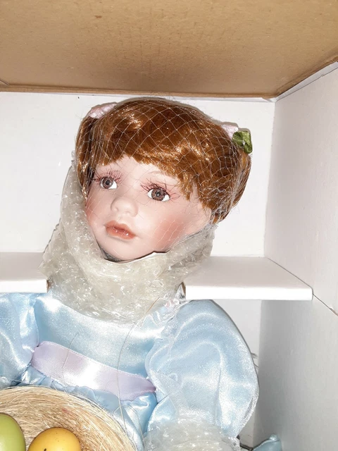 Heritage Signature Collection Porcelain Doll Lauren w/eggs  NIB  and  COA Easter 3