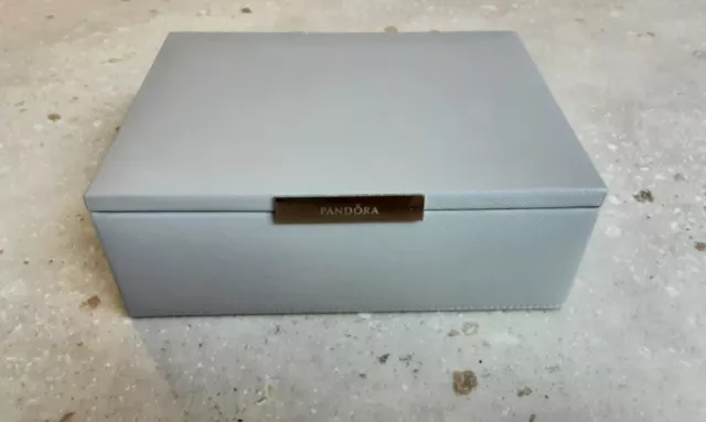 Genuine Pandora Light Grey Jewellery Box (1)