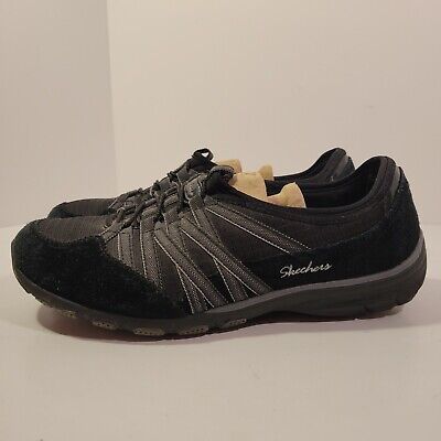 Skechers Breathe Easy Women's Size 7.5 Relaxed Fit Memory Foam Slip On Sneakers