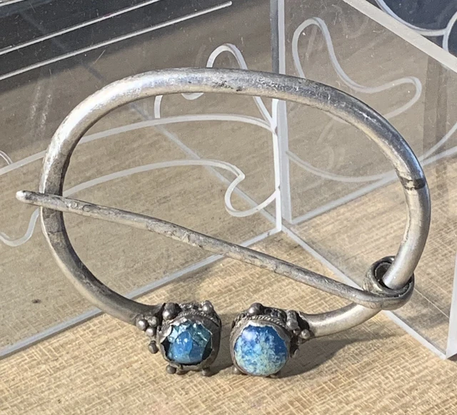 Ancienne Fibule (broche) En Argent Massif Ethnique - Ornée D'une Pierre Turquoise, Poinçon Sanglier