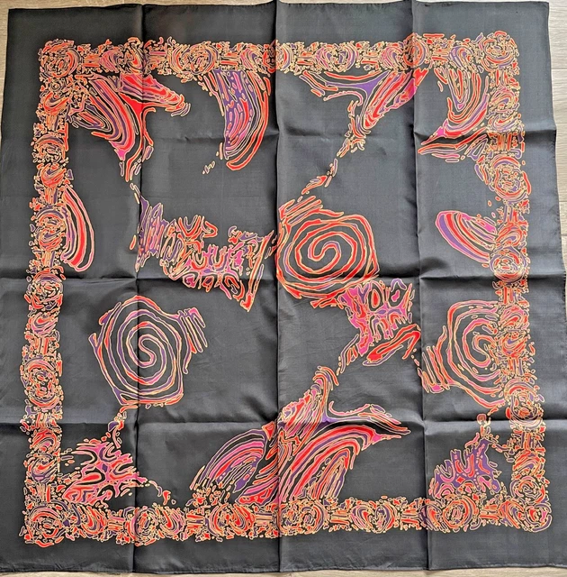 Foulard En Soie 100% – Roulotté Main – 78 Cm 25g – Bleu – Vintage