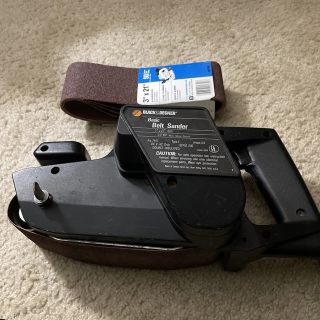 BLACK & DECKER 7447 1/3 HP 3” X 21” BELT BASIC BELT SANDER. Extra