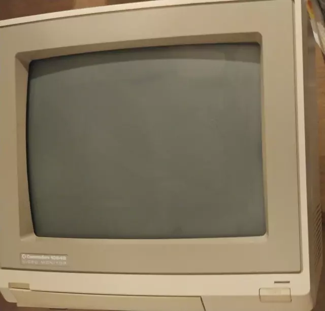 Commodore Color Monitor 1084S-D (64/128) + rete/videocavo working classic 8 bit Commodore Color Monitor 1084S-D (64/128) + rete/videocavo working classic 8 bit