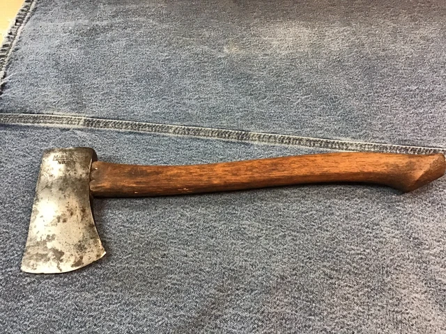 Marble's no.9 Gladstone Mich. original handle hatchet