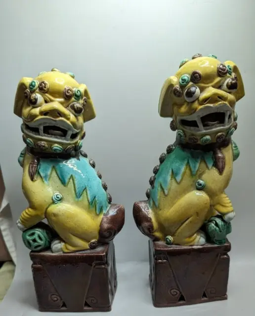 Vintage Pair Of Odd Color Chinese Porcelain Foo Dogs Statues 10 " Tall 2