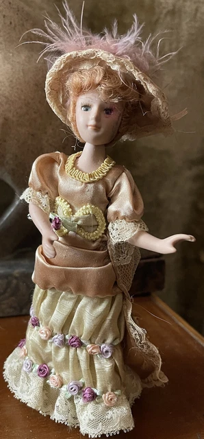PETITE POUPÉE DE collection en porcelaine articulée EUR 12,00 - PicClick FR