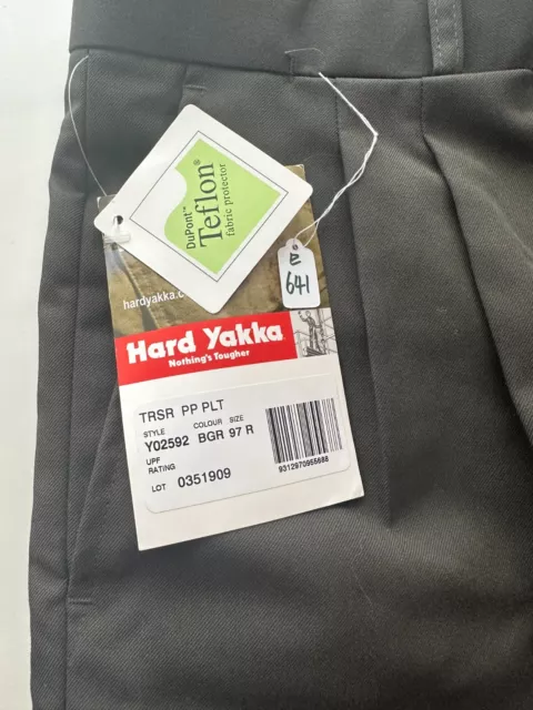 BNWT Hard Yakka Mens Green Work Pants Size 97 R 3