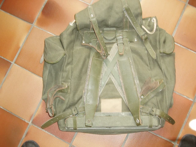 Sac à Dos Militaire Belge M55 Toile Coton Olive 35L – Armée Rétro