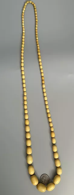 Vintage  Egg Yolk Butterscotch  Honey Bakelite Beaded Necklace 96 g