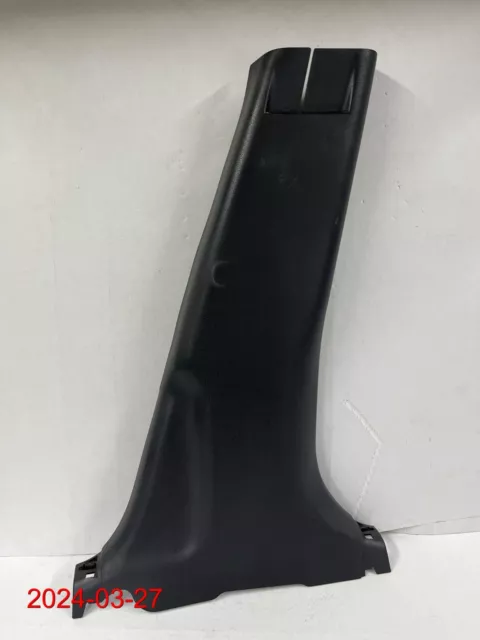 NISSAN JUKE F15 RIGHT SIDE B-PILLAR COVER TRIM 76915-1KB0A Used 2012 RHD