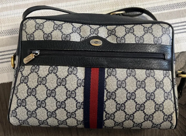Gucci Womens Accessory Collection Crossbody Handbag Navy Signature Bag Italy COA Gucci Womens Accessory Collection Crossbody Handbag Navy Signature Bag Italy COA