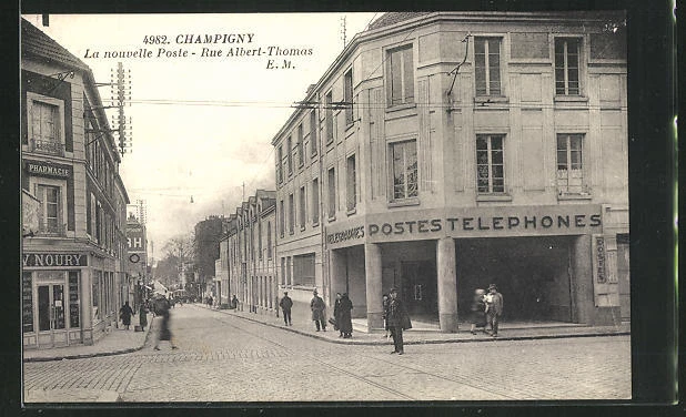 CPA Champigny, La nouvelle Poste, Rue Albert-Thomas