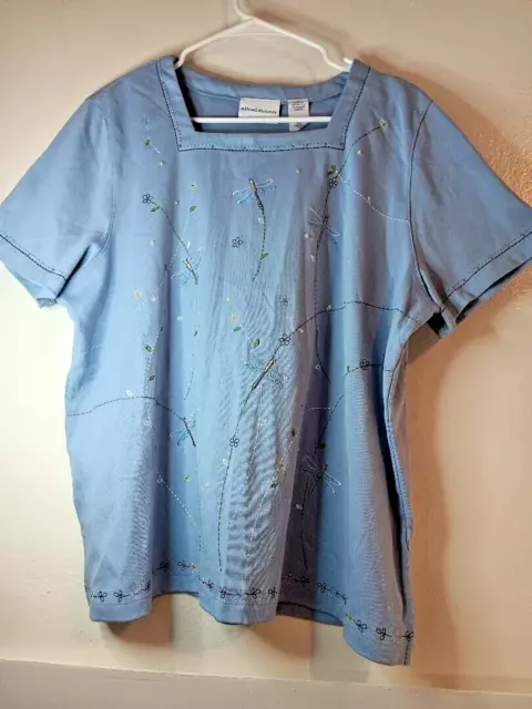 ALFRED DUNNER LIGHT Blue Top w/ Dragonflies. Size XL. Sequin Pearl ...