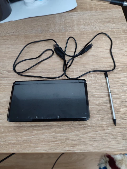 Nintendo 3DS Cosmo Black Handheld System