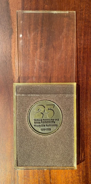 Nasa 25Th Anniversary Medallion, Contains Metal Flown In The Shuttle Columbia 3