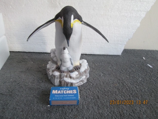 Brooks & Bentley  1990  Cozy Moment    Penguin  Ornament