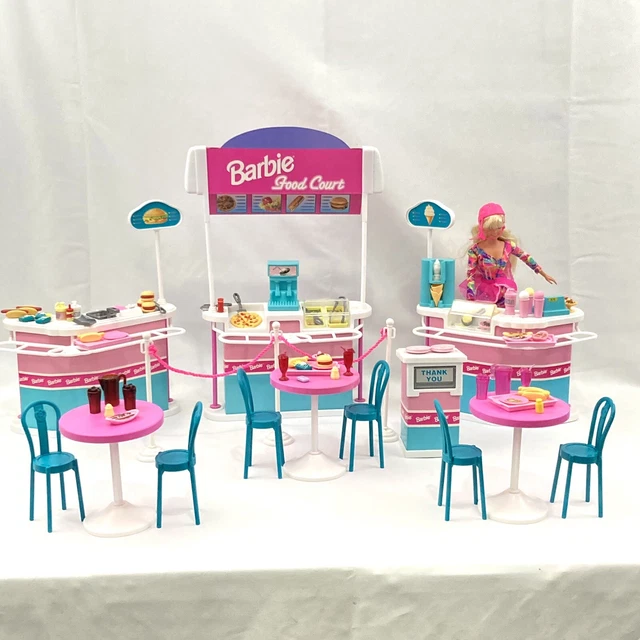 Food sales court barbie