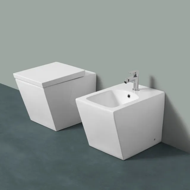 Sanitari bagno filo muro a terra quadrati con vaso bidet e copriwc avvolgente