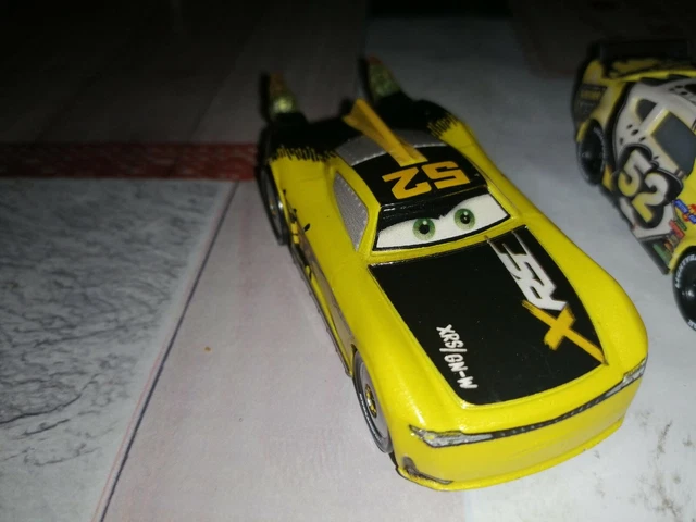 lot de  voitures cars disney pixar metal  d occasion 2