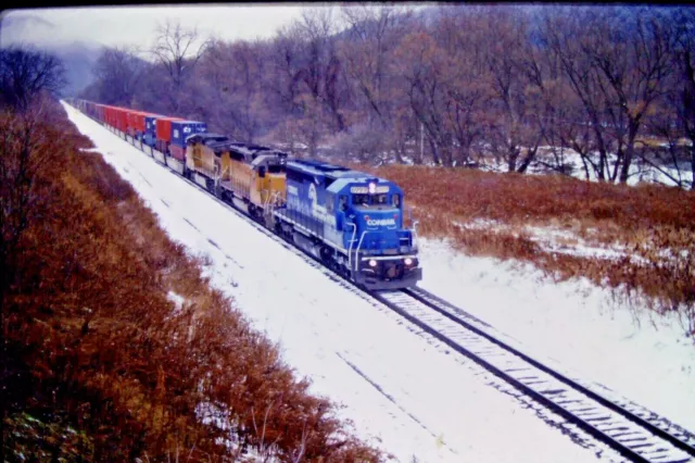 Kodachrome Original Slide Conrail EMD SD40-2 Diesel Engine #6999 (1997) #CC1200